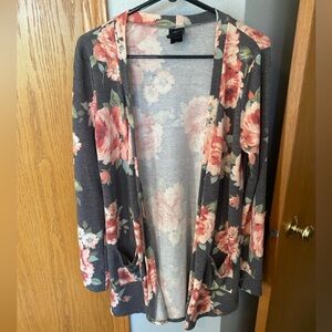 Agnes & Dora Small Floral Cardigan